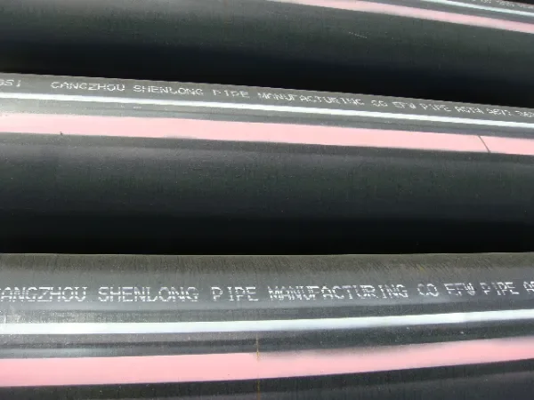 Tubería de acero con costura recta