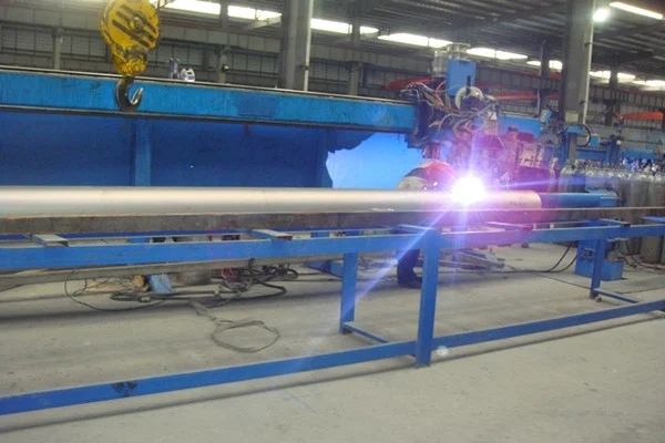 Tubería de acero sin costura